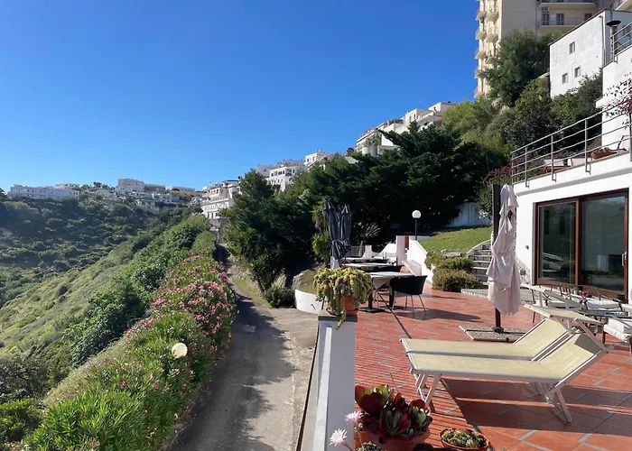 Couette-café Baia Scirocco 3*