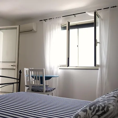 Baia Scirocco Bed & Breakfast 3*