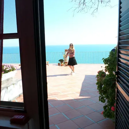 Baia Scirocco Bed and Breakfast 3*